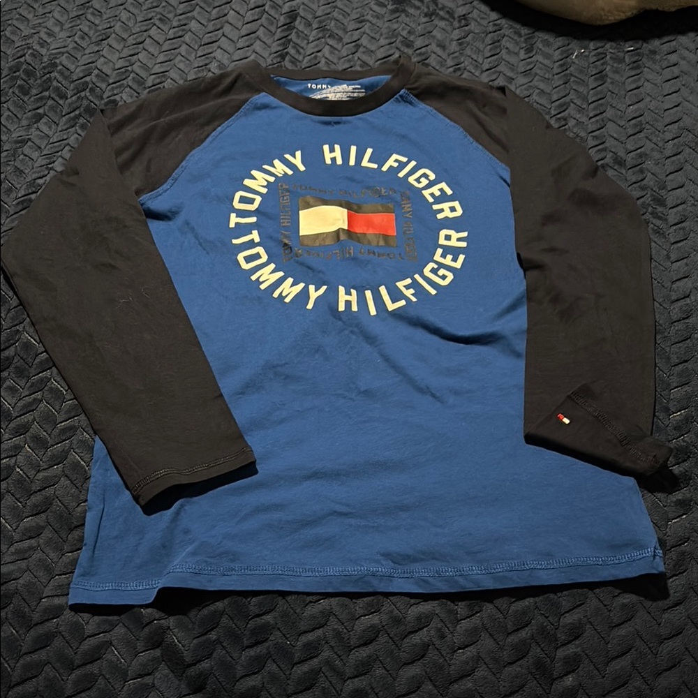 Tommy Hilfiger Blue and Black Raglan Tee